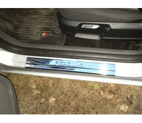 Накладки на пороги Carmos V2 (4 шт., нерж.) для Ford Focus III 2011-2017 рр