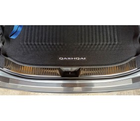 Накладка на задній поріг Carmos (нерж) для Nissan Qashqai 2021- рр
