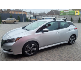 Автобагажник для гладкого даху (хром, пара) для Nissan Leaf 2017- рр