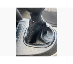 Шкіряний чохол КПП для Volkswagen Touran 2003-2010 рр