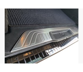 Накладка на задній поріг Carmos (нерж) для Mercedes Vito/V-class W447 2014- рр