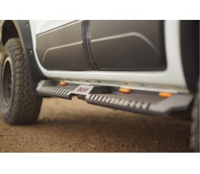 Бокові пороги Dakar V2 з LED (2019-2026, 2 шт, метал) для Mitsubishi L200 рр