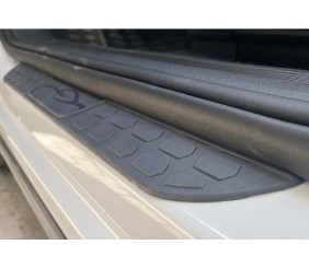 Накладки на пороги DPT (2015-2021) (ABS) (4шт) (чорний мат) для Mitsubishi Outlander рр