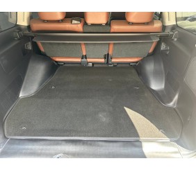 Килимок багажника текстильний Premium V-1 (5 місць, чорний) для Toyota Land Cruiser 200 2007-2021 рр