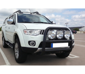 Кенгурятник WT018 Black (нерж.) для Mitsubishi L200 2006-2015 рр