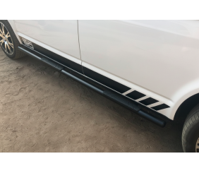 Бічні труби Black (2 шт., нерж) 60мм, Довга база для Volkswagen T6 2015-2024 рр