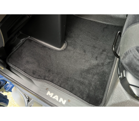 Килимки текстильні Classic (Чорний) для MAN TGX 2020- рр