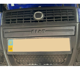 Середня зимова накладка на решітку Глянцева для Fiat Doblo I 2005-2010 рр