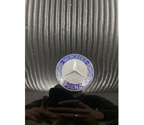 Знак Мерседеса на капот (самоклейка) Самоклейка для Mercedes Vito W638 1996-2003 рр