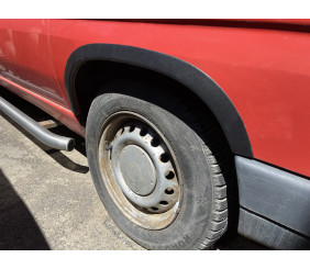 Накладки на арки (4 шт, чорні) Чорна нержавейка для Mercedes Vito W638 1996-2003 рр