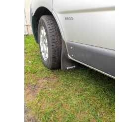 Передні бризковики (комплект) для Opel Vivaro 2001-2015 рр