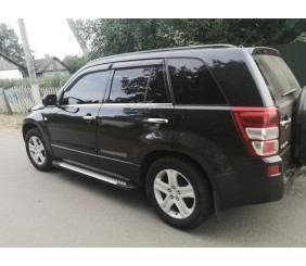 Бокові пороги Allmond Grey (2 шт., алюм) для Suzuki Grand Vitara 2005-2017 рр