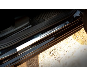 Накладки на пороги OmsaLine тип 1 (4 шт, нерж) для Volkswagen Passat B7 2012-2015 рр