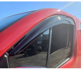 Вітровики (2 шт, HIC) для Renault Trafic 2015- рр
