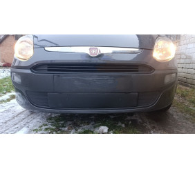 Зимова решітка (EVO, Punto) Глянцева для Fiat Punto Grande/EVO 2006-2018 рр