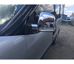 Накладки на дзеркала (2 шт, ABS) Carmos - Хромований пластик для Fiat Doblo II 2010-2022 рр