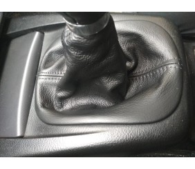 Чохол КПП (шкіра) для Volkswagen Passat B5 1997-2005 рр