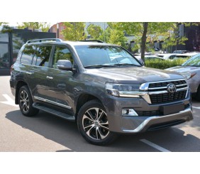 Комплект рестайлінгу з LC200 2008-2015 на 2016 Executive для Toyota Land Cruiser 200 рр