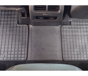 Задня перемичка килимок (Stingray Premium) для Volkswagen Touran 2015- рр