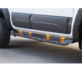Бокові пороги Dakar V1 з LED (2 шт, метал) для Toyota Hilux 2015- рр