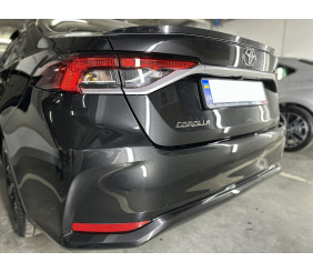 Спойлер LIP (Sunplex, чорний) (117,9см *5,5см) для Toyota Corolla 2019- рр