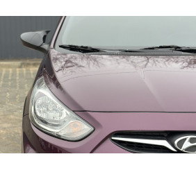 Накладки на дзеркала із вирізом під поворот BMW-style (2 шт) для Hyundai Accent 2011-2017 рр