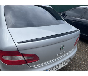 Спойлер LIP (Sunplex, чорний) (115,8см * 6,3см) для Skoda Superb 2009-2015 рр