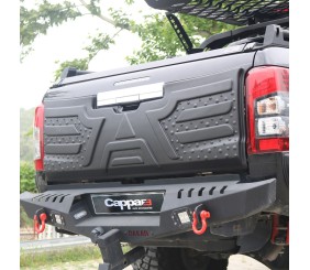 Пластикова накладка на кришку багажника для Mitsubishi L200 2015-2024 рр