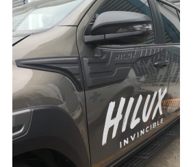Молдинг на верх дверей (4 шт, ABS) для Toyota Hilux 2015- рр
