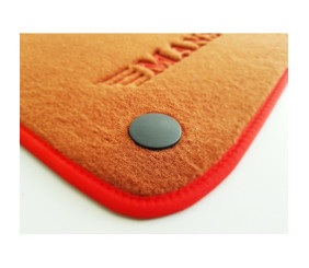 Кліпса Mercedes-Benz для Mercedes-Benz