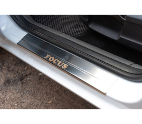 Накладки на пороги (Carmos, 4 шт, нерж.) для Ford Focus II 2008-2011 рр