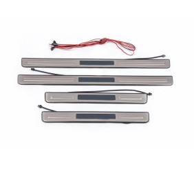 Накладки на дверні пороги з підсвічуванням (4 шт) для Toyota Land Cruiser 200 2007-2021 рр