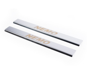 Накладки на пороги Carmos V1 (2 шт, нерж.) для Citroen Nemo 2007-2017 рр