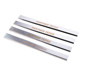 Накладки на пороги Carmos V1 (нерж) Передні двері (2 шт) для Peugeot Partner Tepee 2008-2018 рр