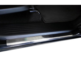 Накладки на пороги Carmos (4 шт, нерж.) для Toyota Hilux 2006-2015 рр