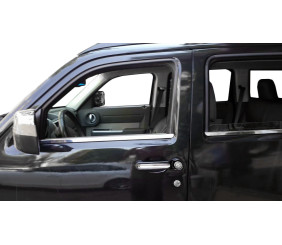 Молдинг скла (нерж) для Dodge Nitro 2006-2011 рр