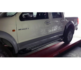 Бокові пороги Allmond Grey (2 шт., алюміній) для GreatWall Wingle 5 2006- рр