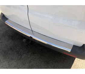 Накладка на задній бампер з загином (Carmos V1, сталь) для Volkswagen T5 Caravelle 2004-2010 рр