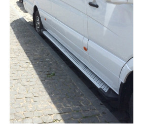 Бокові пороги Allmond Grey (2 шт., алюм.) Long/ExtraLong для Mercedes Sprinter W907/W910 2018- рр