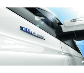 Напис Blue Efficiency для Mercedes C-class W204 2007-2015 рр