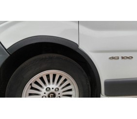 Накладки на колісні арки (4 шт, чорні) 2001-2007, чорний пластик для Opel Vivaro рр