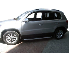 Бокові пороги BlackLine (2 шт, алюміній) для Volkswagen Tiguan 2007-2016 рр