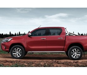Окантовка вікон (4 шт, нерж) для Toyota Hilux 2015- рр