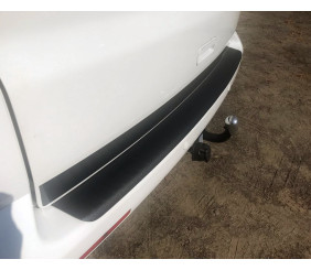 Накладка на задній бампер із загином (ABS-пластик) Матова для Volkswagen T5 Transporter 2003-2010 рр