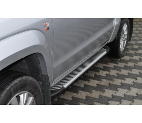 Бокові пороги Line (2 шт., алюм) для Volkswagen Amarok 2010-2022 рр