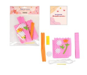 Набір для шиття "Фетрова сумочка: Квіткова"